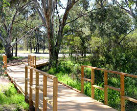 Green Corridor Walking Track - Accommodation Melbourne 0
