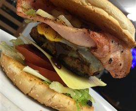 CamJai Catering And Takeaway Cafe And Function Catering - Accommodation Melbourne 2