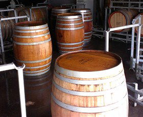 Red Earth Estate Vineyard - Accommodation Melbourne 7