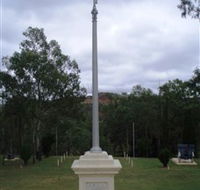 The Coronation Lamp Memorial - Accommodation Melbourne