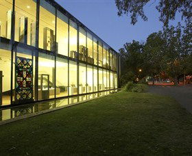National Art Glass Collection - Accommodation Melbourne 1