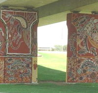 Cowra Bridge Pylons - Accommodation Melbourne