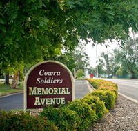 Memorial Avenue in Cowra - Accommodation Melbourne