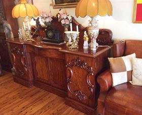 Peachtree Antiques - Accommodation Melbourne 2
