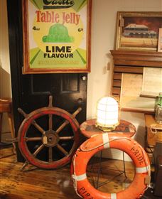Peachtree Antiques - Accommodation Melbourne 4