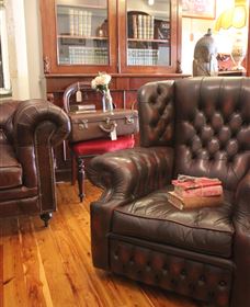 Peachtree Antiques - Accommodation Melbourne 6