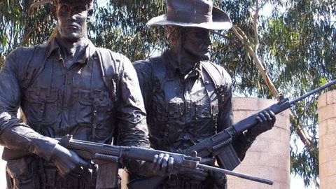 ANZAC Parade - Accommodation Melbourne 1