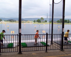 Aqua Golf Penrith - Accommodation Melbourne 2