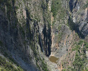 Wollomombi Falls - Accommodation Melbourne 2