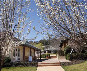 Hunter Valley Gardens Shopping Village - Accommodation Melbourne 2