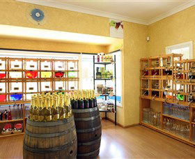 Hunter Valley Gardens Shopping Village - Accommodation Melbourne 4