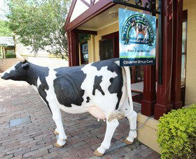 Hunter Valley Gardens Shopping Village - Accommodation Melbourne 5