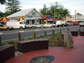 Maleny Handicraft Markets - Accommodation Melbourne 0