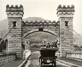 The Hampden Bridge Experience - Accommodation Melbourne 1