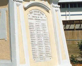 Beenleigh War Memorial - Accommodation Melbourne 2