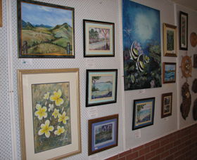 Clock Tower Gallery - Accommodation Melbourne 1