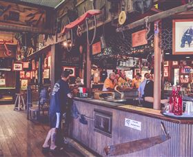 The Pub With No Beer - Accommodation Melbourne 4
