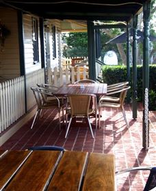 The Famous Tinonee Cafe And Gift Shop - Accommodation Melbourne 2