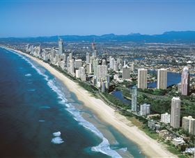 Surfers Paradise Beach - Accommodation Melbourne 2