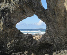 Glasshouse Rocks And Pillow Lava - Accommodation Melbourne 0