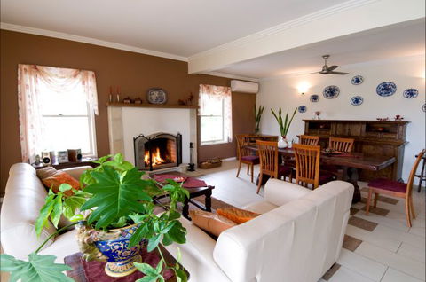 Villa Cavour Bed And Breakfast - Accommodation Melbourne 1