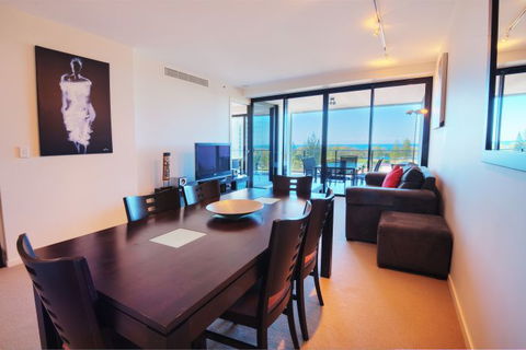 Ultra Broadbeach - Accommodation Melbourne 7