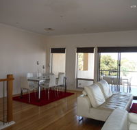 Avalon A - Accommodation Melbourne