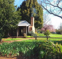 Mont De Lancey Historic Property Tours - Accommodation Melbourne