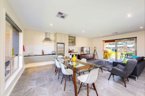 Howlong Golf Resort - Accommodation Melbourne 0