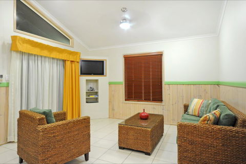 BIG4 Adventure Whitsunday Resort - Accommodation Melbourne 11