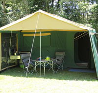 Kendall Kampers - Accommodation Melbourne