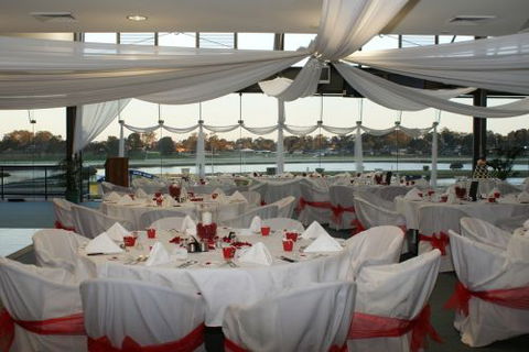 Taree-Wingham Race Club - Accommodation Melbourne 4