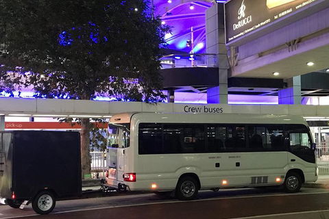 Airport Transfer 8Pax - Accommodation Melbourne 1