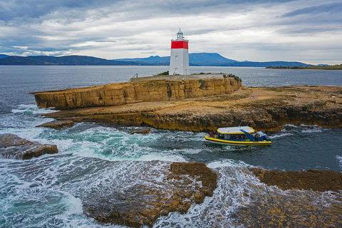 Hobart Sightseeing Cruise Including Iron Pot Lighthouse - Accommodation Melbourne 2