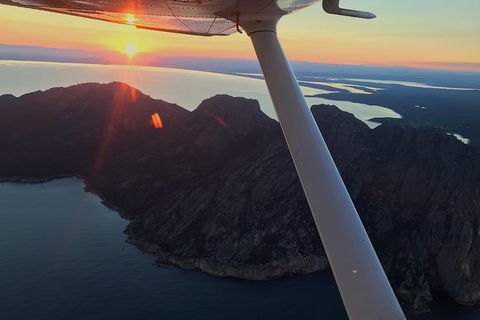 Freycinet Peninsula Or Wineglass Bay Scenic Flight - Accommodation Melbourne 1