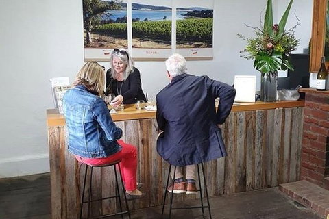Hobart Small Group Wine Tour Sunday Afternoon: Wines, Gins & Cheeses - Accommodation Melbourne 12