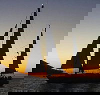 Magnetic Island Sunset Sail - Accommodation Melbourne
