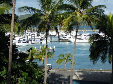 Whitehaven Beach And Hamilton Island Cruise - Accommodation Melbourne 7