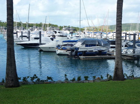 Whitehaven Beach And Hamilton Island Cruise - Accommodation Melbourne 4