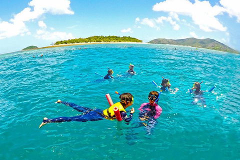 Whitsunday Island Boat Adventure - Accommodation Melbourne 3