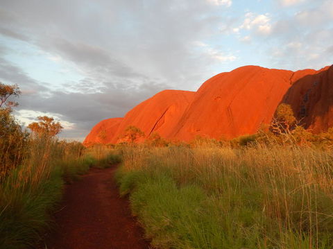 Uluru Sunrise And Guided Base Walk - Accommodation Melbourne 3