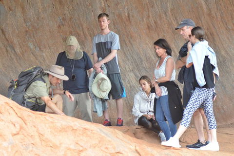 Uluru Small Group Tour Including Sunset - Accommodation Melbourne 8