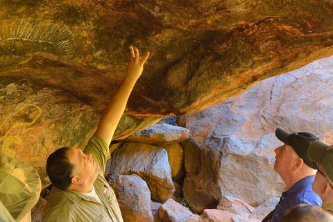 Uluru Small Group Tour Including Sunset - Accommodation Melbourne 9