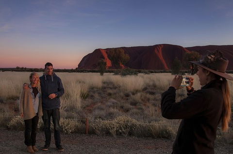Highlights Of Uluru Including Sunrise And Breakfast - Accommodation Melbourne 1