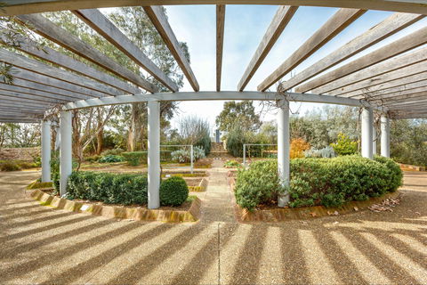 Bible Garden - Accommodation Melbourne 0