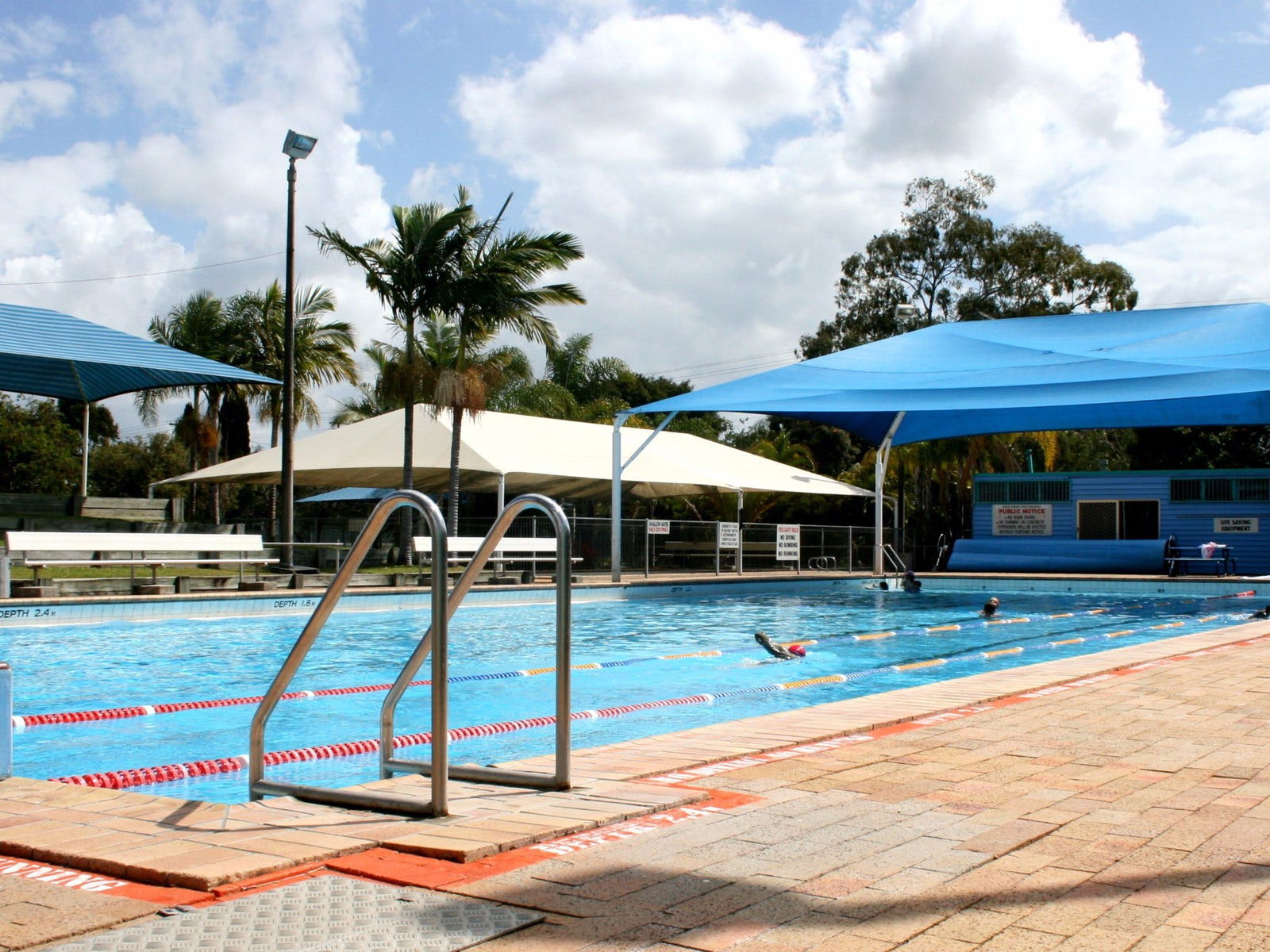 Holland Park QLD Accommodation Melbourne