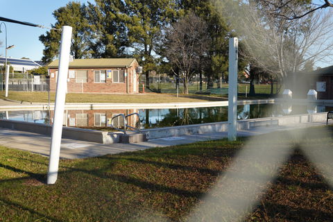 Bungendore Pool - Accommodation Melbourne 1