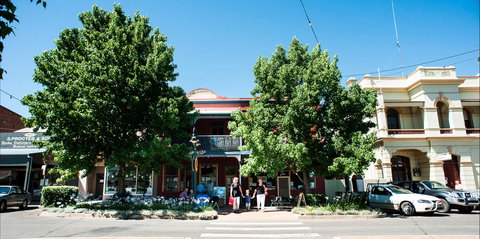 Grenfell - Accommodation Melbourne 1