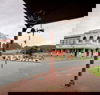 Queenstown - Accommodation Melbourne