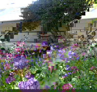 Raglan Gallery And Cultural Centre - Accommodation Melbourne